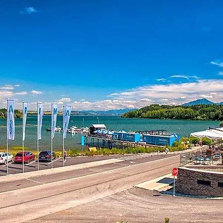 Marina Liptov Pri Liptovskej Mare Отель